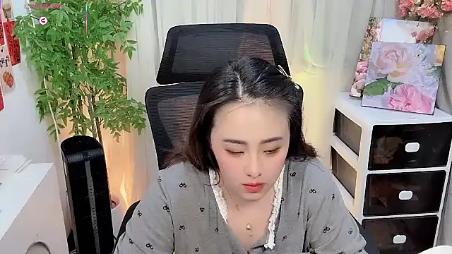 NEWONETO online show from February 21, 2026, 2:07 pm