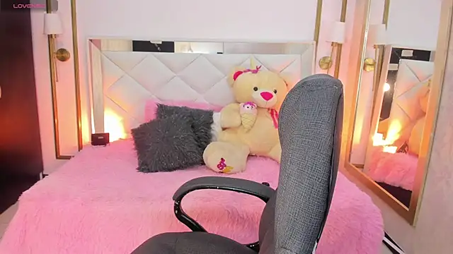 i kristi online show from February 6, 2026, 8:23 pm