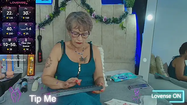 Devora mature65 online show from December 16, 2025, 5:18 pm