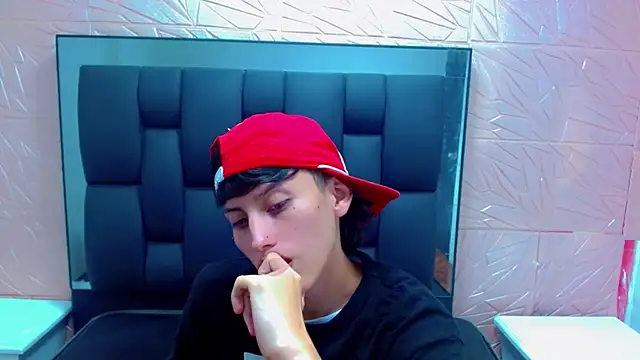 thaigo twink38 online show from January 16, 2026, 6:39 am