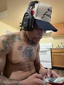 thefreakscomeoutatnight online show from February 14, 2026, 8:22 am