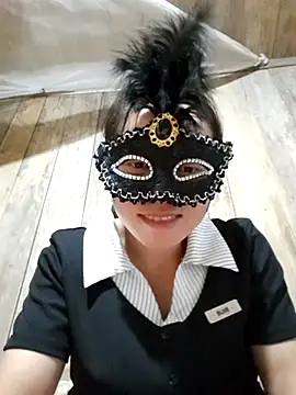 Tuyet xx online show from October 2, 2025, 6:31 am