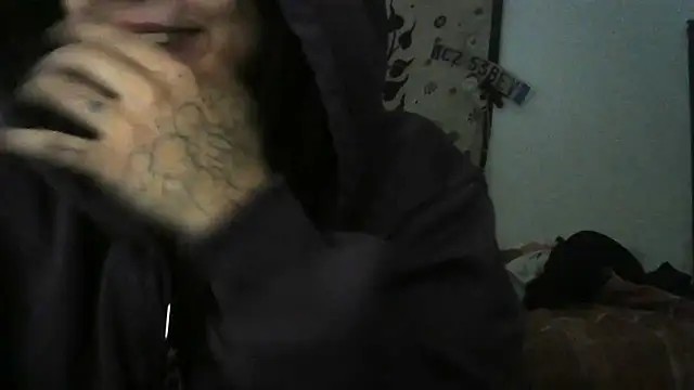 cutiefeet00 online show from October 8, 2025, 12:30 am