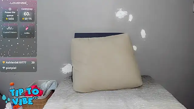 INDIANROMANCE online show from December 11, 2024, 9:41 am