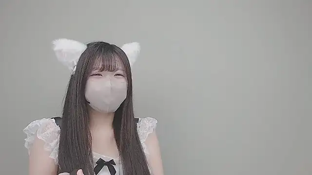 Snapshot of Pome_18_cute chatting on October 9, 2025, 4:10 am Pome 18 cute online show from October 9, 2025, 4:10 am