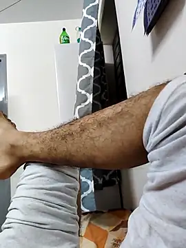 Mallu kalikar 69 online show from October 16, 2025, 3:35 pm