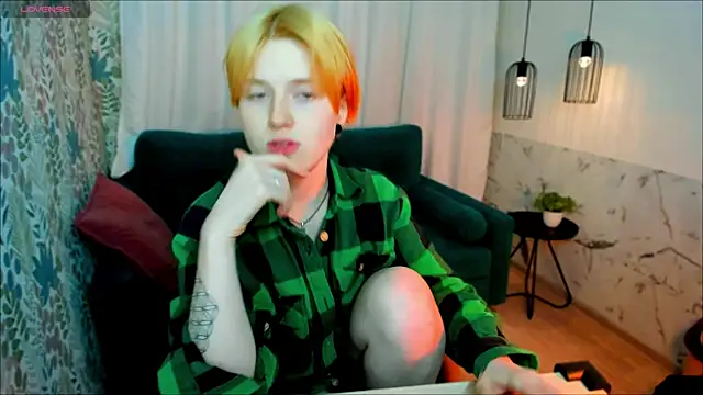 Freirenee online show from January 9, 2026, 3:48 pm