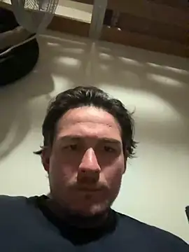 Snapshot of itsthecatchh chatting on September 30, 2025, 5:12 am itsthecatchh online show from September 30, 2025, 5:12 am