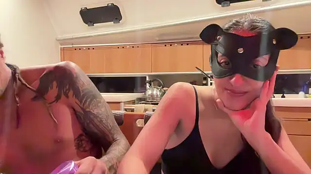 Monk and Mia online show from October 17, 2025, 4:48 am