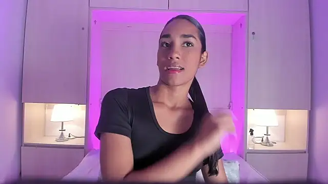 AnahiCollins online show from March 23, 2026, 11:36 am