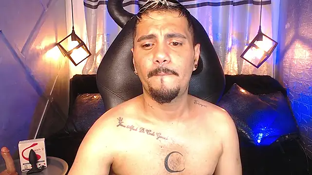 GSUS PATRICK online show from October 11, 2025, 10:41 pm