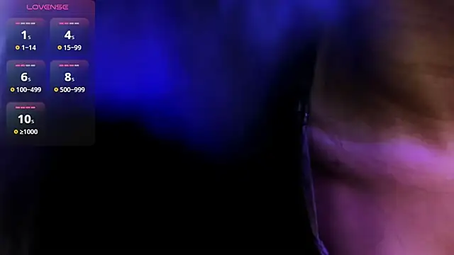 mia juicy  online show from November 29, 2025, 10:02 pm