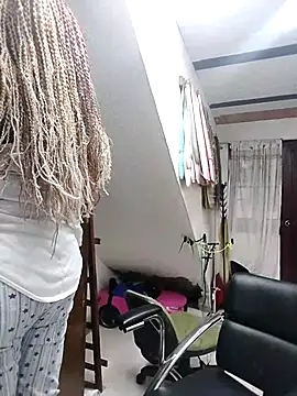 Alaya-15 online show from November 30, 2025, 6:45 pm