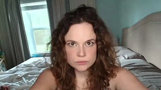 Snapshot of ClaireZX chatting on October 6, 2025, 8:50 pm ClaireZX online show from October 6, 2025, 8:50 pm