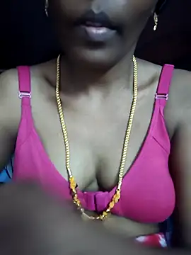 Tamil Monika online show from April 17, 2026, 7:50 pm