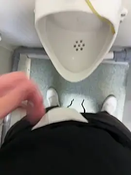 Snapshot of KingAdonisss chatting on February 1, 2026, 6:45 am KingAdonisss online show from February 1, 2026, 6:45 am