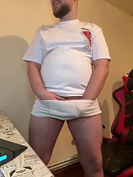 Snapshot of KingAdonisss chatting on February 15, 2026, 7:54 pm KingAdonisss online show from February 15, 2026, 7:54 pm