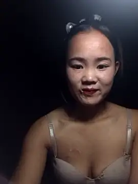 Alice wo online show from October 18, 2025, 10:43 pm