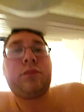 stivi2526 online show from December 4, 2025, 10:07 pm