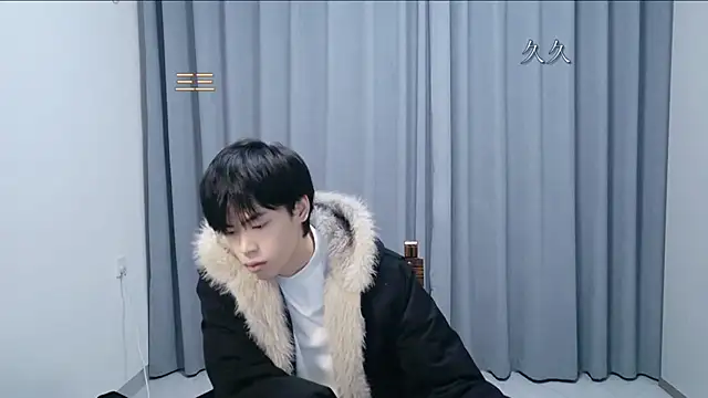 stripcha-798 online show from March 28, 2026, 12:16 pm