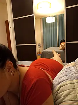 Amarteverdaderamente online show from November 17, 2025, 3:01 am