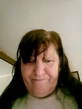 Apeesynka55211 online show from October 9, 2025, 8:12 am