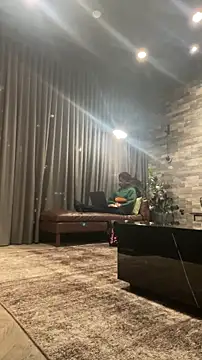 tia   fox online show from November 17, 2025, 11:43 pm