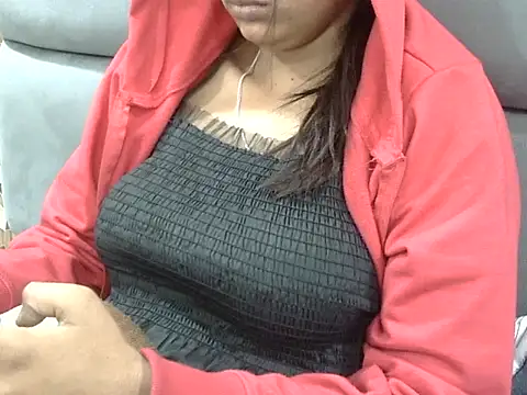 SEXY DOLL88 online show from January 6, 2026, 5:55 am