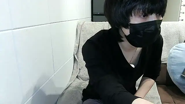 mikan kun st online show from December 1, 2025, 12:54 pm