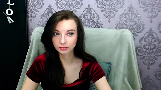 Snapshot of DominantLuna chatting on May 10, 2026, 7:41 pm DominantLuna online show from May 10, 2026, 7:41 pm