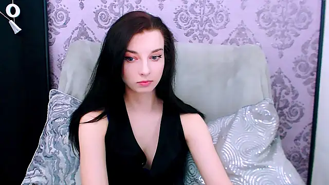 Snapshot of DominantLuna chatting on May 26, 2026, 7:32 pm DominantLuna online show from May 26, 2026, 7:32 pm