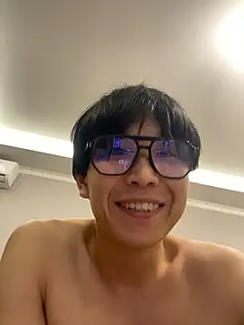 KaiChicken online show from July 17, 2026, 8:03 pm