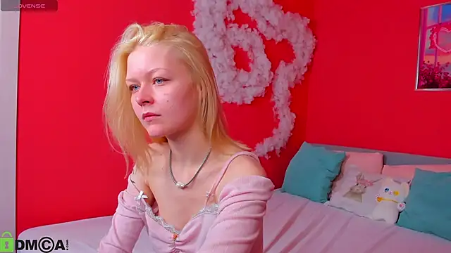 Callista a online show from November 15, 2025, 3:48 am