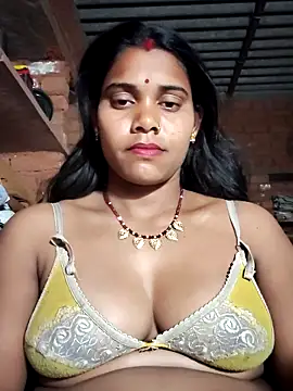 Katrina kaif143 online show from February 23, 2026, 4:48 pm