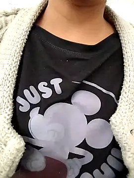 Snapshot of PEEHU-50 chatting on February 5, 2026, 3:00 am PEEHU-50 online show from February 5, 2026, 3:00 am