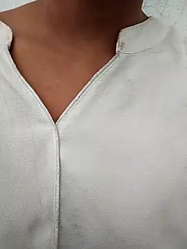 Snapshot of PEEHU-50 chatting on February 14, 2026, 2:30 am PEEHU-50 online show from February 14, 2026, 2:30 am