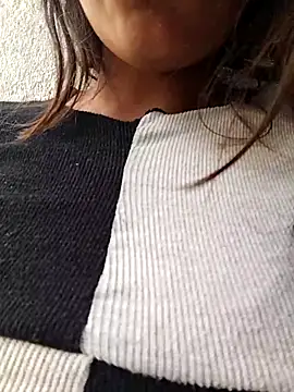 Snapshot of PEEHU-50 chatting on February 28, 2026, 2:23 am PEEHU-50 online show from February 28, 2026, 2:23 am