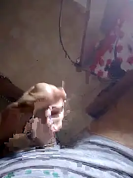 eroer20 online show from October 14, 2025, 11:49 pm