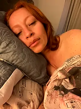 LucianaWainN online show from October 10, 2025, 10:36 am