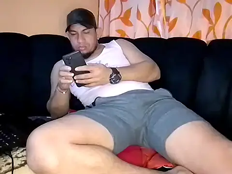 fayola20 online show from November 11, 2025, 2:44 am