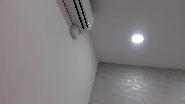 jax black online show from November 10, 2025, 7:02 pm