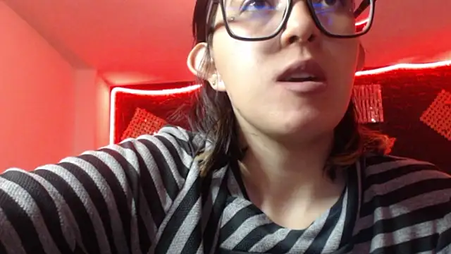 cristal hills 19 online show from March 14, 2026, 2:44 pm