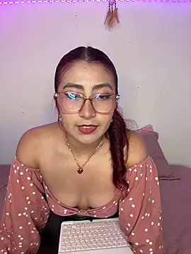 saramooon online show from April 6, 2026, 2:07 pm