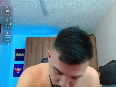 Snapshot of mathewv_ chatting on December 5, 2025, 2:20 am mathewv online show from December 5, 2025, 2:20 am