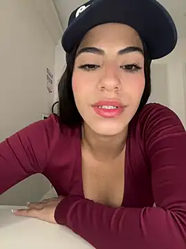 IamEvaGate online show from April 14, 2026, 1:33 am