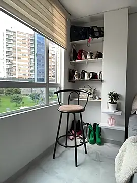 Zoe riivas online show from February 2, 2026, 5:33 pm