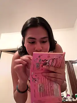 Snapshot of Brianna_bunny05 chatting on October 16, 2025, 3:18 am Brianna bunny05 online show from October 16, 2025, 3:18 am