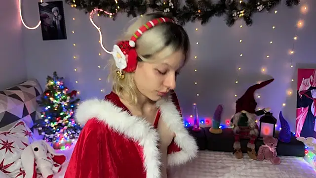 FentyJane online show from December 19, 2025, 5:42 pm