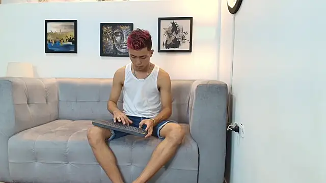 Snapshot of VERY_HOT_GUYS chatting on December 14, 2025, 1:22 am VERY HOT GUYS online show from December 14, 2025, 1:22 am