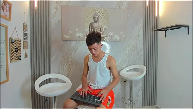 Snapshot of VERY_HOT_GUYS chatting on January 17, 2026, 1:16 pm VERY HOT GUYS online show from January 17, 2026, 1:16 pm